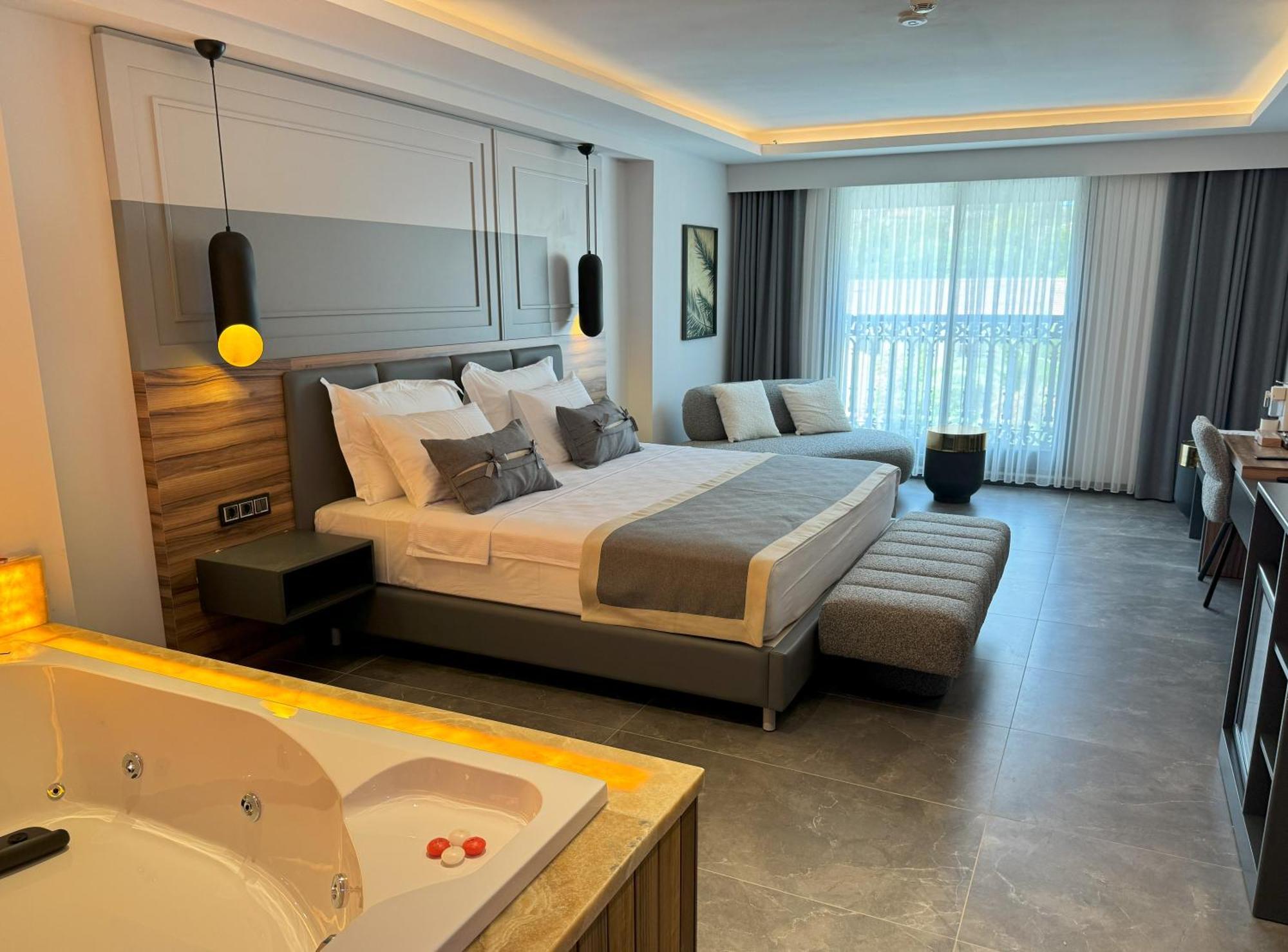 Telmessos City Hotel- Adults Only Fethiye Bagian luar foto