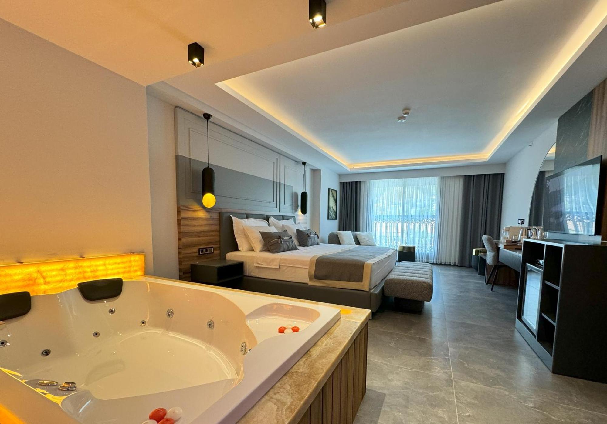 Telmessos City Hotel- Adults Only Fethiye Bagian luar foto